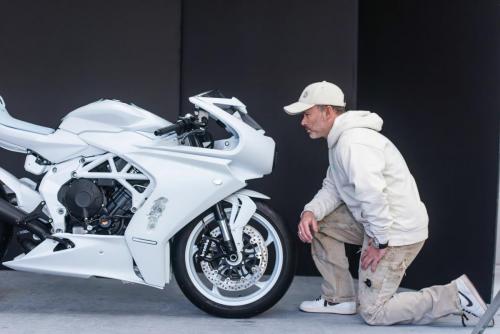 MV Agusta Superveloce Arsham (28)