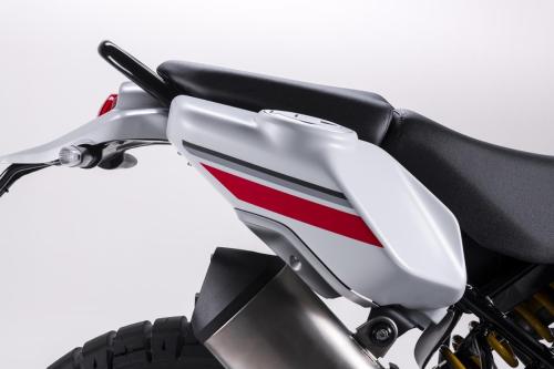 MY22_Ducati_Desert_X_53_UC356338_High