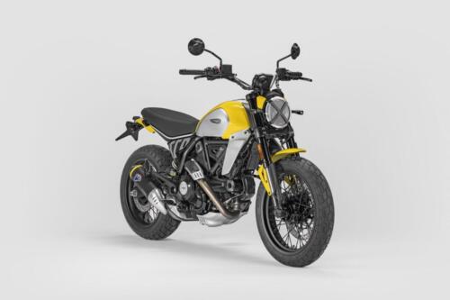 MY23_SCRAMBLER_ICON_ACC_MOTO _3__UC608513_High