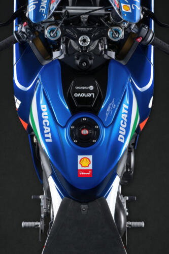 MY25_PANIGALE_V4S_TRICOLORE_ITALIA _45__UC768825_High