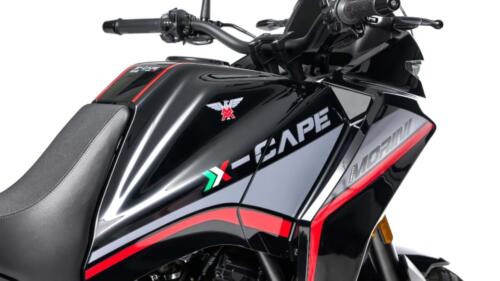 Moto Morini X-Cape 650 Black Ebony Edition (2)