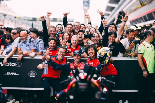 Honda Castrol Team feiert – MotoGP Catalunya GP Barcelona 2026 Gruppenbild