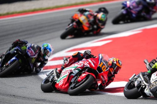 Luca Marini auf der Honda RC213V im Zweikampf – MotoGP Catalunya GP Barcelona 2026 Rennaction