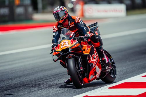 Enea Bastianini auf der Red Bull KTM RC16 Seitenansicht – MotoGP Catalunya GP Barcelona 2026