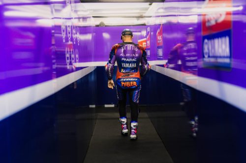 Jack Miller von hinten im Pramac Yamaha Boxengang – MotoGP Catalunya GP Barcelona 2026