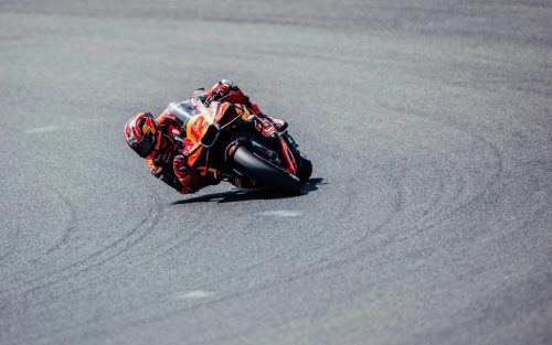 Maverick Vinales auf der KTM RC16 in der Kurve – MotoGP Italien GP Mugello 2026