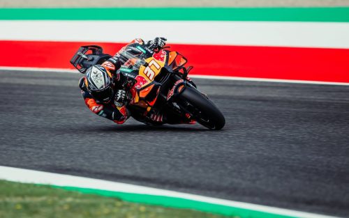 Pedro Acosta auf der KTM RC16 beim Beschleunigen – MotoGP Italien GP Mugello 2026