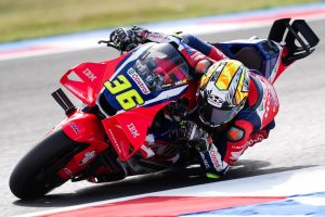 Joan Mir mit der Startnummer 36 in Schräglage auf der Honda RC213V – MotoGP San-Marino-GP Misano 2026