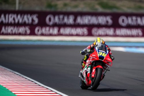 Joan Mir auf der Honda RC213V vor den Qatar-Airways-Banden – MotoGP Ungarn GP Balaton Park 2026