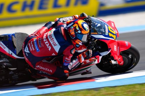 Luca Marini auf der Honda RC213V, Frontansicht auf der Strecke – MotoGP Ungarn GP Balaton Park 2026