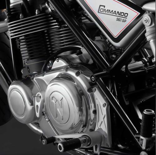 Norton Commando 961 (17)