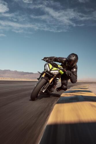 OE_SpeedTriple1200RX_MY25_06261_JP