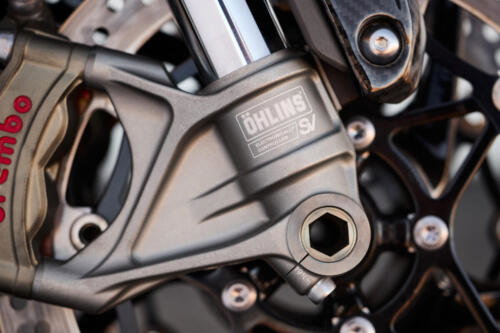 OE_SpeedTriple1200RX_MY25_08129_JP