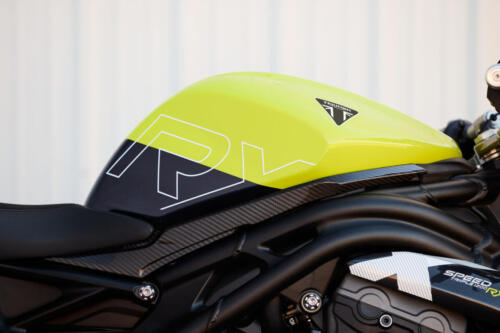 OE_SpeedTriple1200RX_MY25_08254_JP