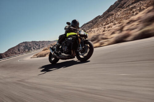 OE_SpeedTriple1200RX_MY25_15040_JP