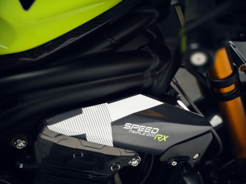 OE_SpeedTriple1200RX_MY25_18774_JP