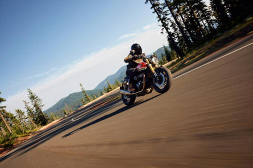 OE_SpeedTwin1200RS_MY25_003414_JP