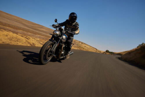 OE_SpeedTwin900_MY25_010253_JP