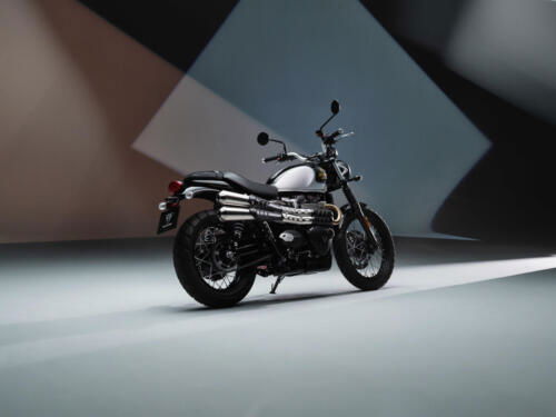 OE_TFC_Scrambler900_MY25_01