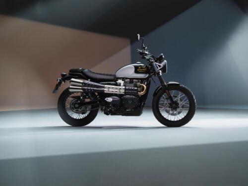 OE_TFC_Scrambler900_MY25_02