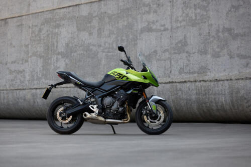 OE_TigerSport660_MY25_70037_JP