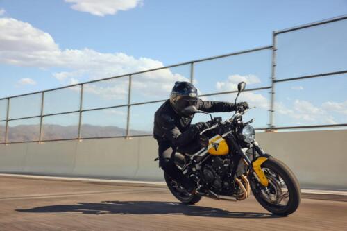 OE_Trident660_MY25_01261_ML