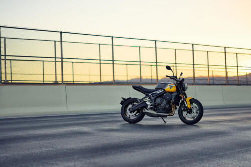 OE_Trident660_MY25_03704_ML