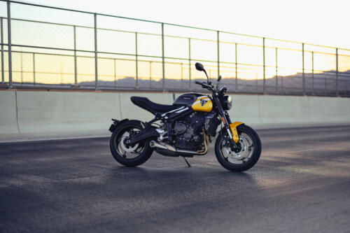 OE_Trident660_MY25_03727_ML