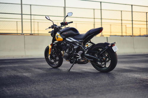 OE_Trident660_MY25_03822_ML