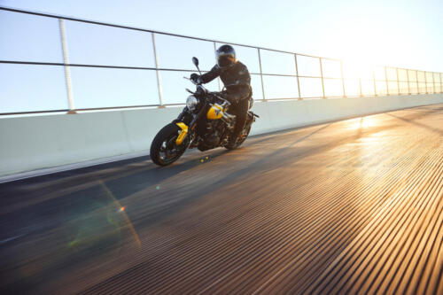 OE_Trident660_MY25_04523_ML