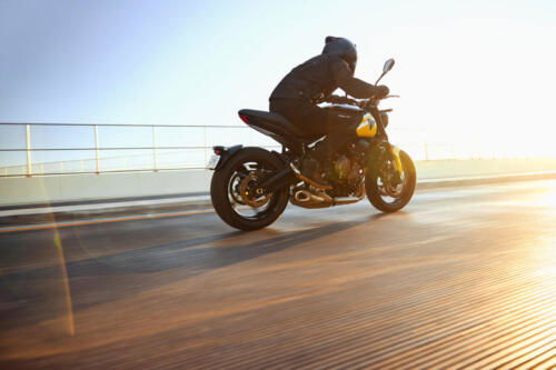 OE_Trident660_MY25_05141_ML