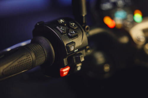 OE_Trident660_MY25_06607_ML