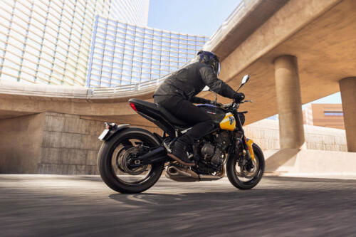 OE_Trident660_MY25_12269_ML