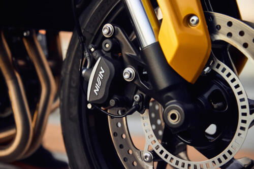 OE_Trident660_MY25_13117_ML