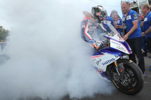 Peter-Hickman-und-Dunlop-2
