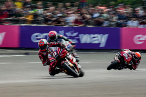 Petrucci _7__UC513783_High