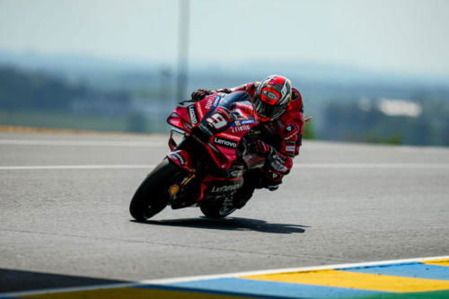 Petrucci _8__UC513784_High