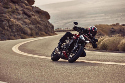Street Triple RS_MY23_16031_ML