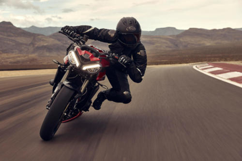 Street Triple RS_MY23_34157_ML