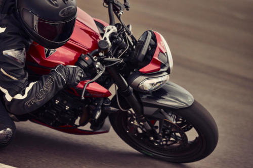 Street Triple RS_MY23_44060_ML