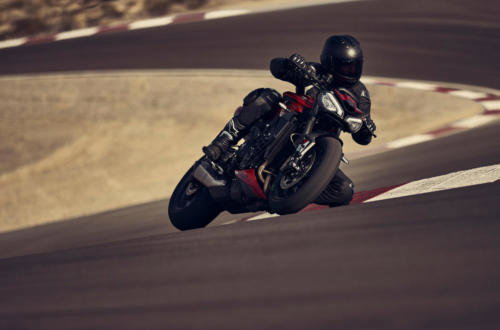 Street Triple RS_MY23_44572_ML