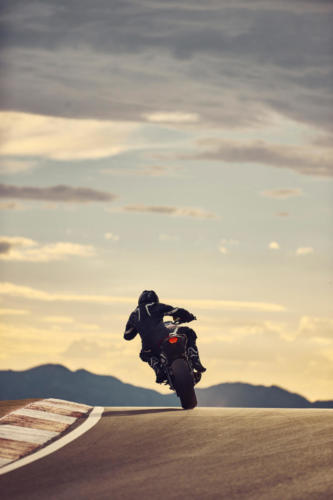Street Triple RS_MY23_44725_ML