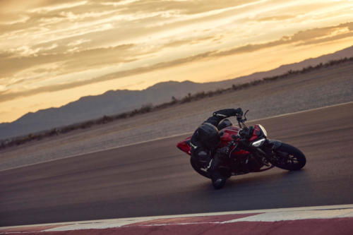 Street Triple RS_MY23_47548_ML