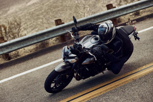 Street Triple R_MY23_11776_ML