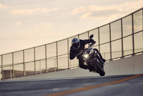 Street Triple R_MY23_20522_ML