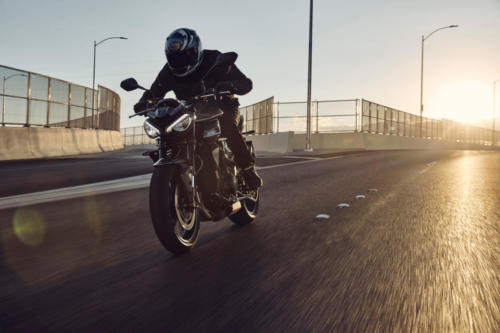 Street Triple R_MY23_24903_ML