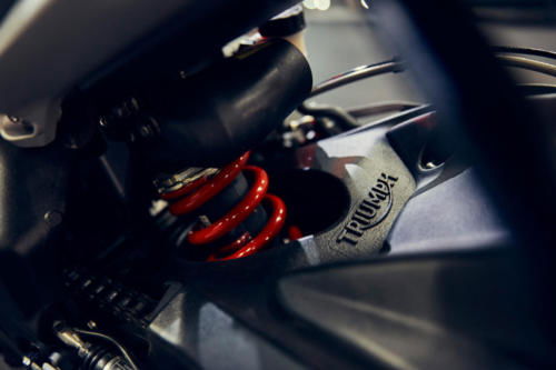 Street Triple R_MY23_31518_ML