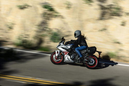 Suzuki GSX-8R - 2024 (11)
