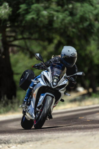 Suzuki GSX-8R - 2024 (4)