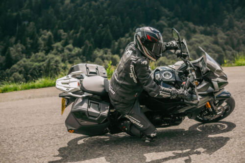 Suzuki GSX-S1000GX - 2024 (44)